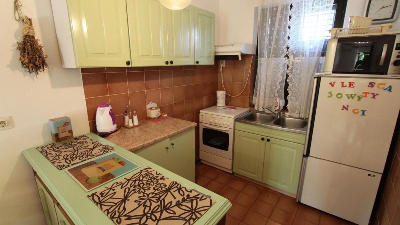 Apartment Gita Malinska Bagian luar foto