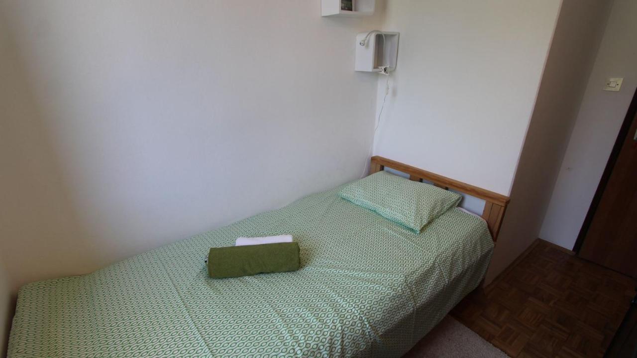 Apartment Gita Malinska Bagian luar foto