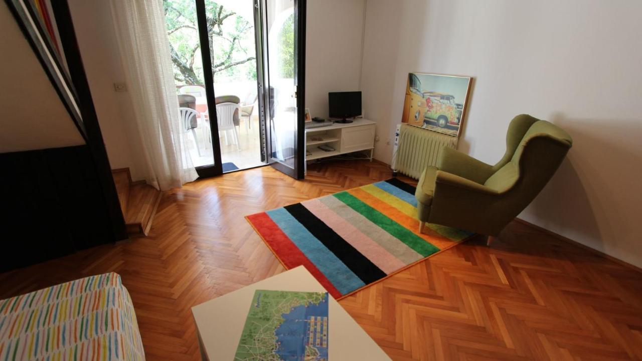 Apartment Gita Malinska Bagian luar foto